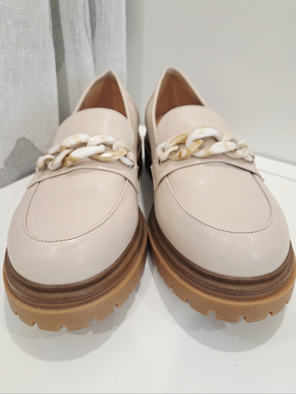 PENN Chunky Platform Loafers Chain Detail Beige Size 10WW - Picture 3 of 12